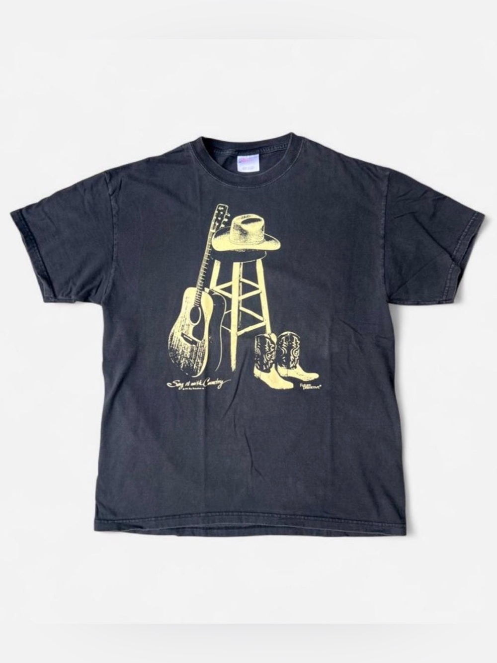 Vintage 90’s Hanes Beefy-T Country Music Tee Sz L
